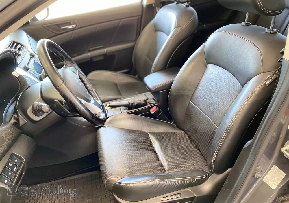 SUZUKI Kizashi 2.4 Sport 4WD CVT