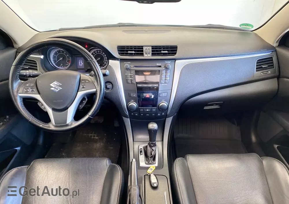 SUZUKI Kizashi 2.4 Sport 4WD CVT