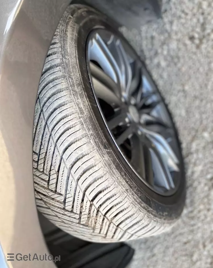 SUZUKI Kizashi 2.4 Sport 4WD CVT