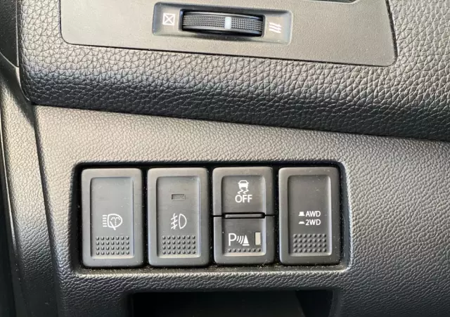 SUZUKI Kizashi 2.4 Sport 4WD CVT