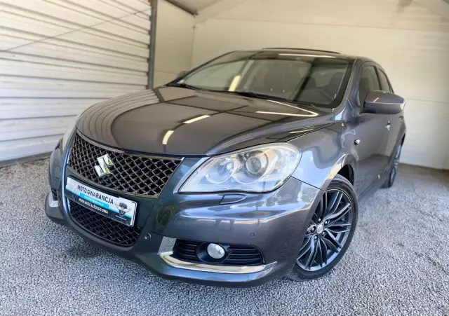SUZUKI Kizashi 2.4 Sport 4WD CVT