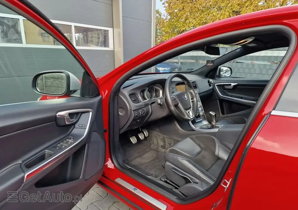 VOLVO V60 D4 RDesign