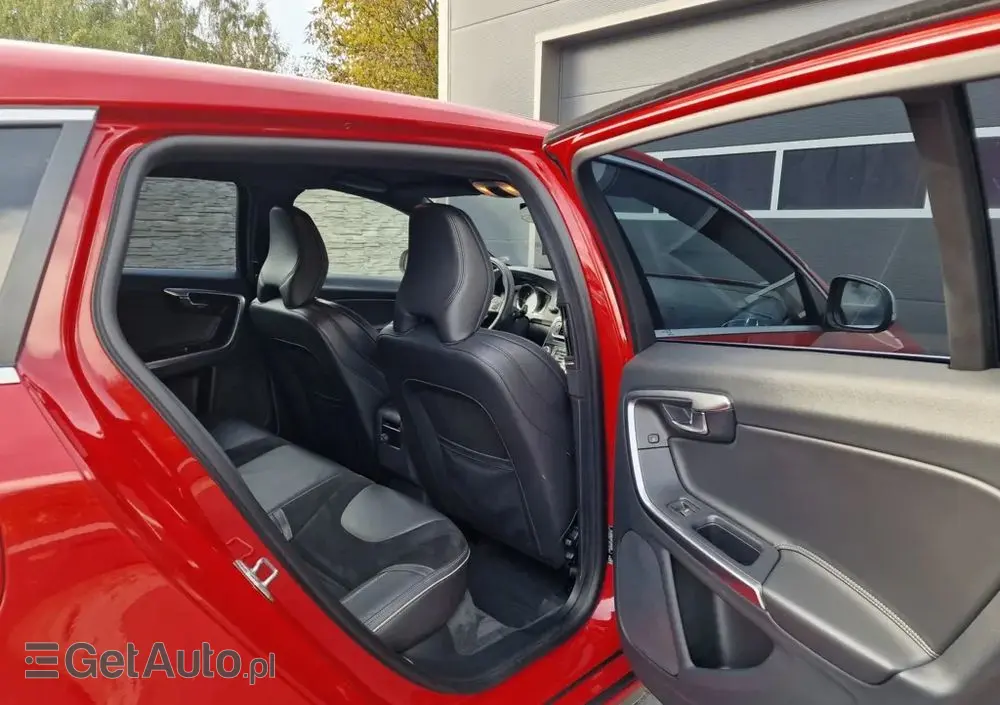 VOLVO V60 D4 RDesign