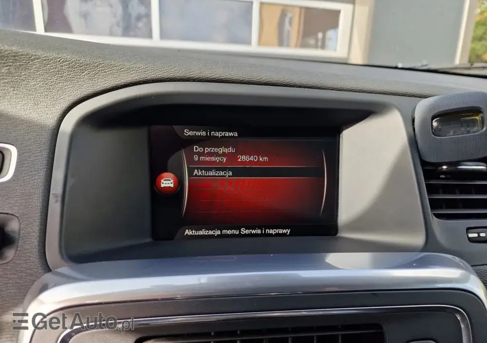 VOLVO V60 D4 RDesign