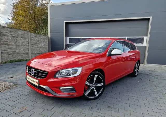 VOLVO V60 D4 RDesign