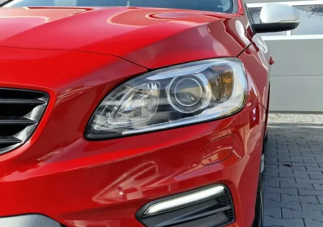 VOLVO V60 D4 RDesign