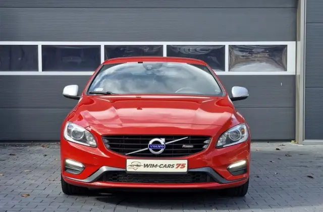 VOLVO V60 D4 RDesign