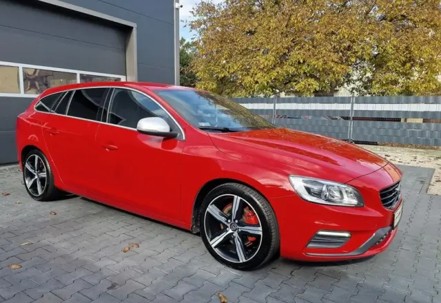 VOLVO V60 D4 RDesign