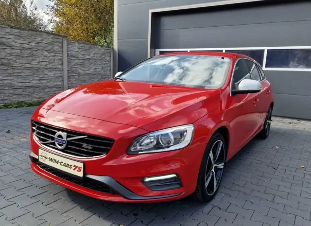 VOLVO V60 D4 RDesign