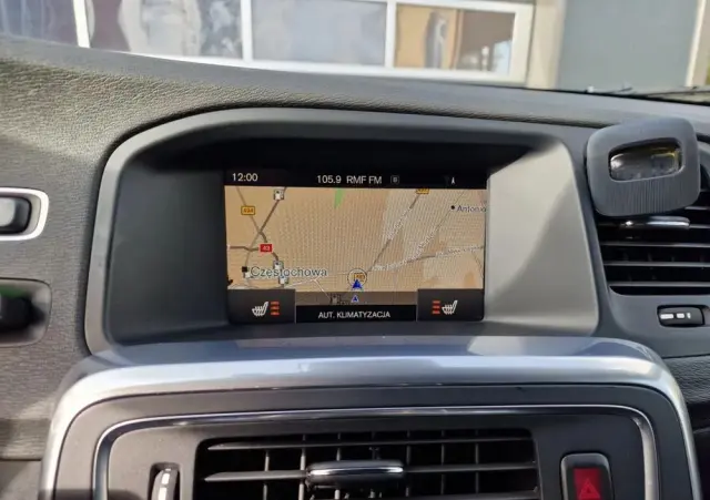 VOLVO V60 D4 RDesign