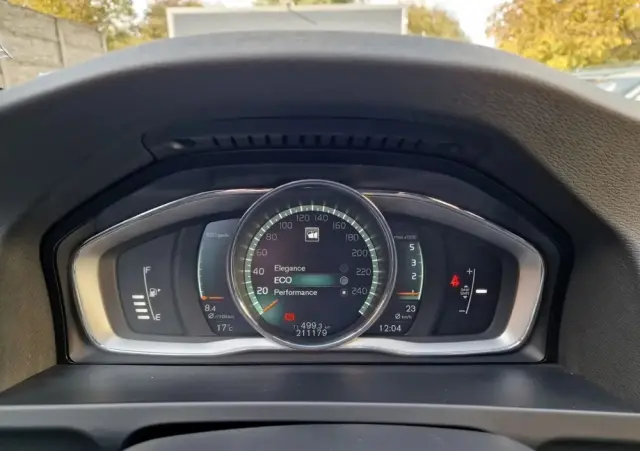 VOLVO V60 D4 RDesign