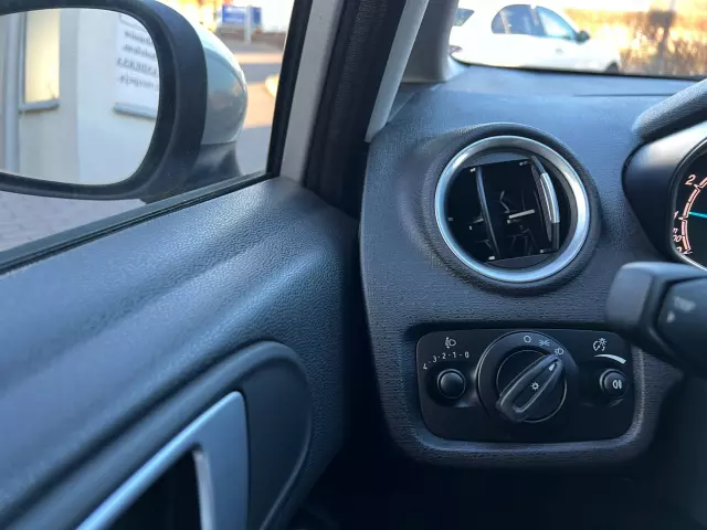 FORD Fiesta Titanium X