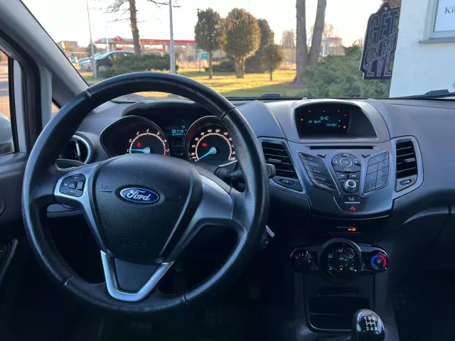 FORD Fiesta Titanium X