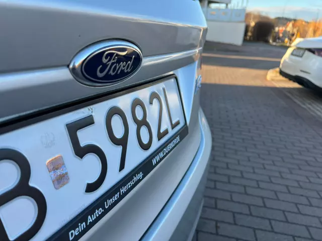 FORD Fiesta Titanium X