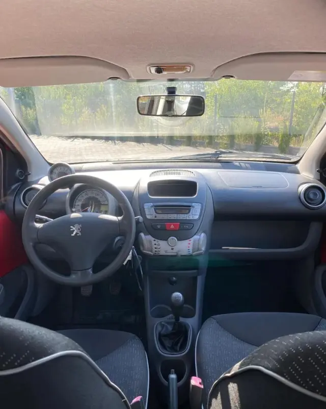 PEUGEOT 107 1.0 Trendy