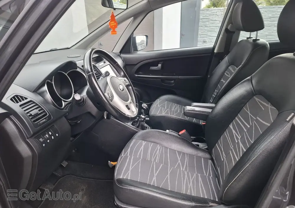 KIA Venga 1.4 CVVT UEFA EURO 2016