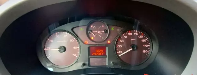 CITROEN Berlingo 1.6 16V (110 KM)