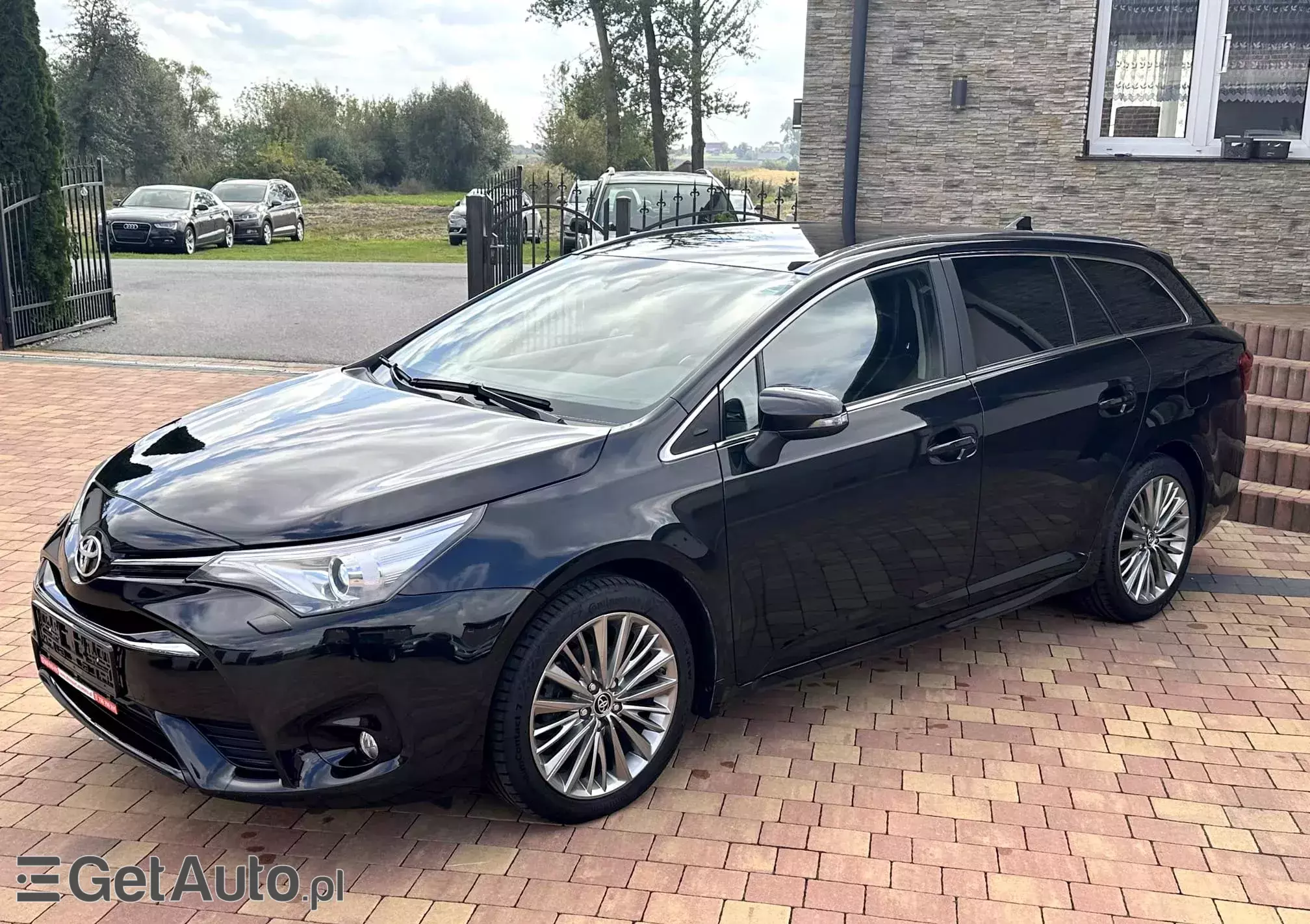 TOYOTA Avensis Prestige