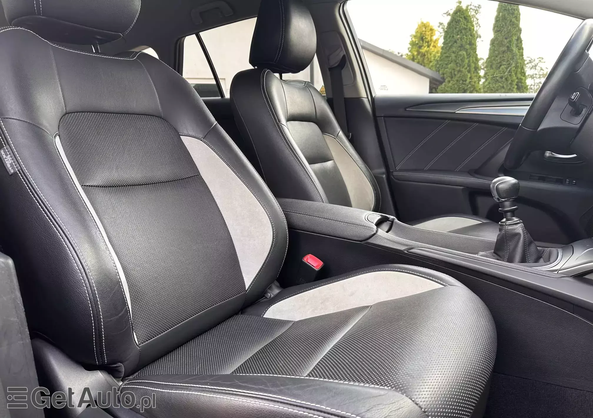 TOYOTA Avensis Prestige