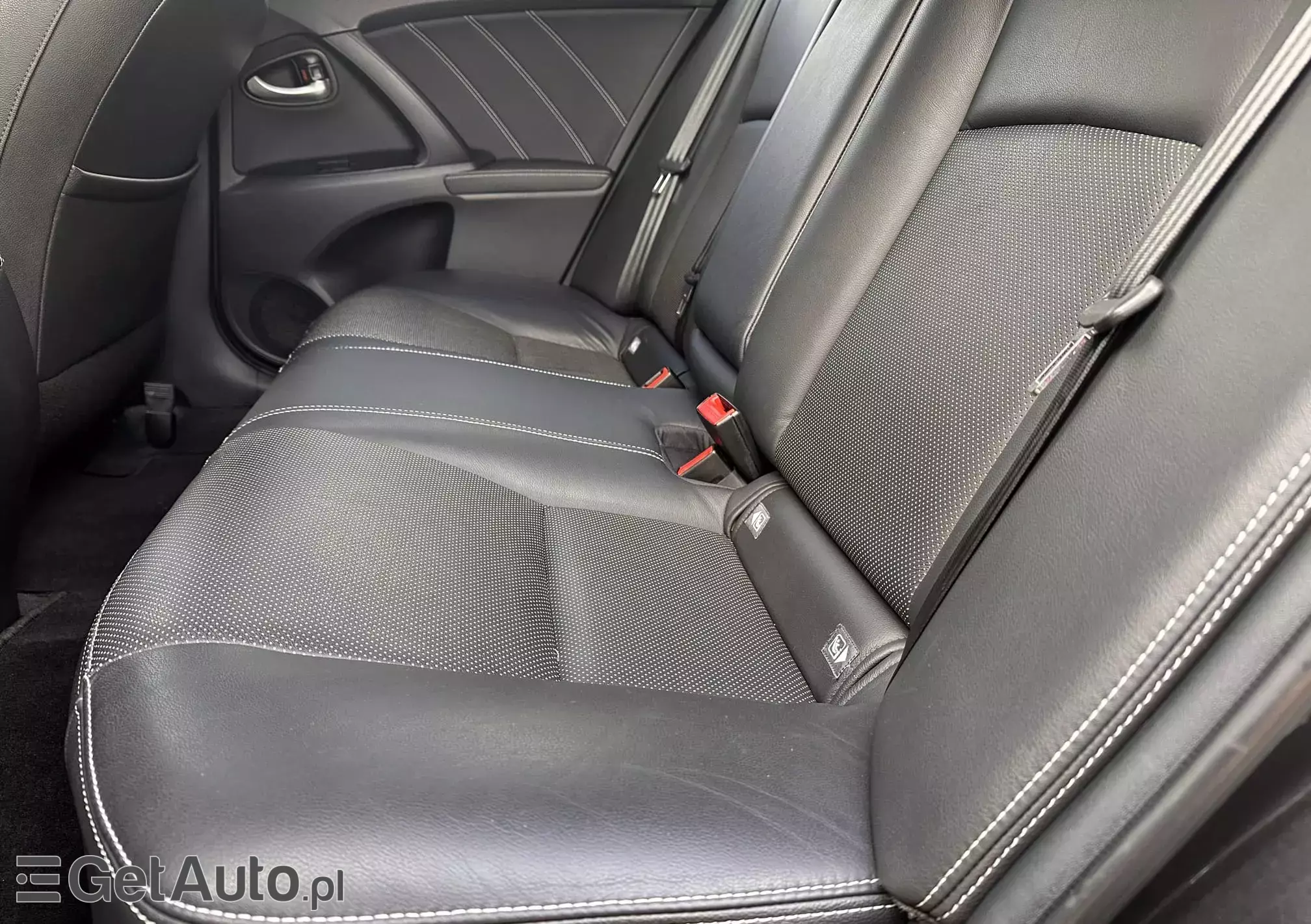 TOYOTA Avensis Prestige