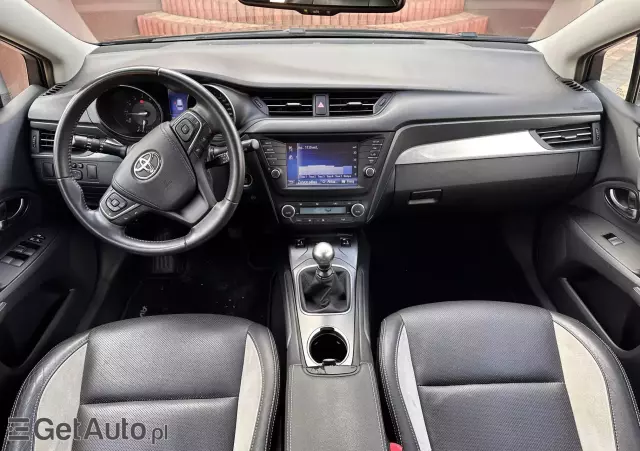 TOYOTA Avensis Prestige