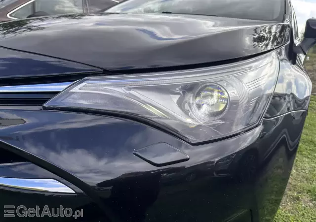 TOYOTA Avensis Prestige