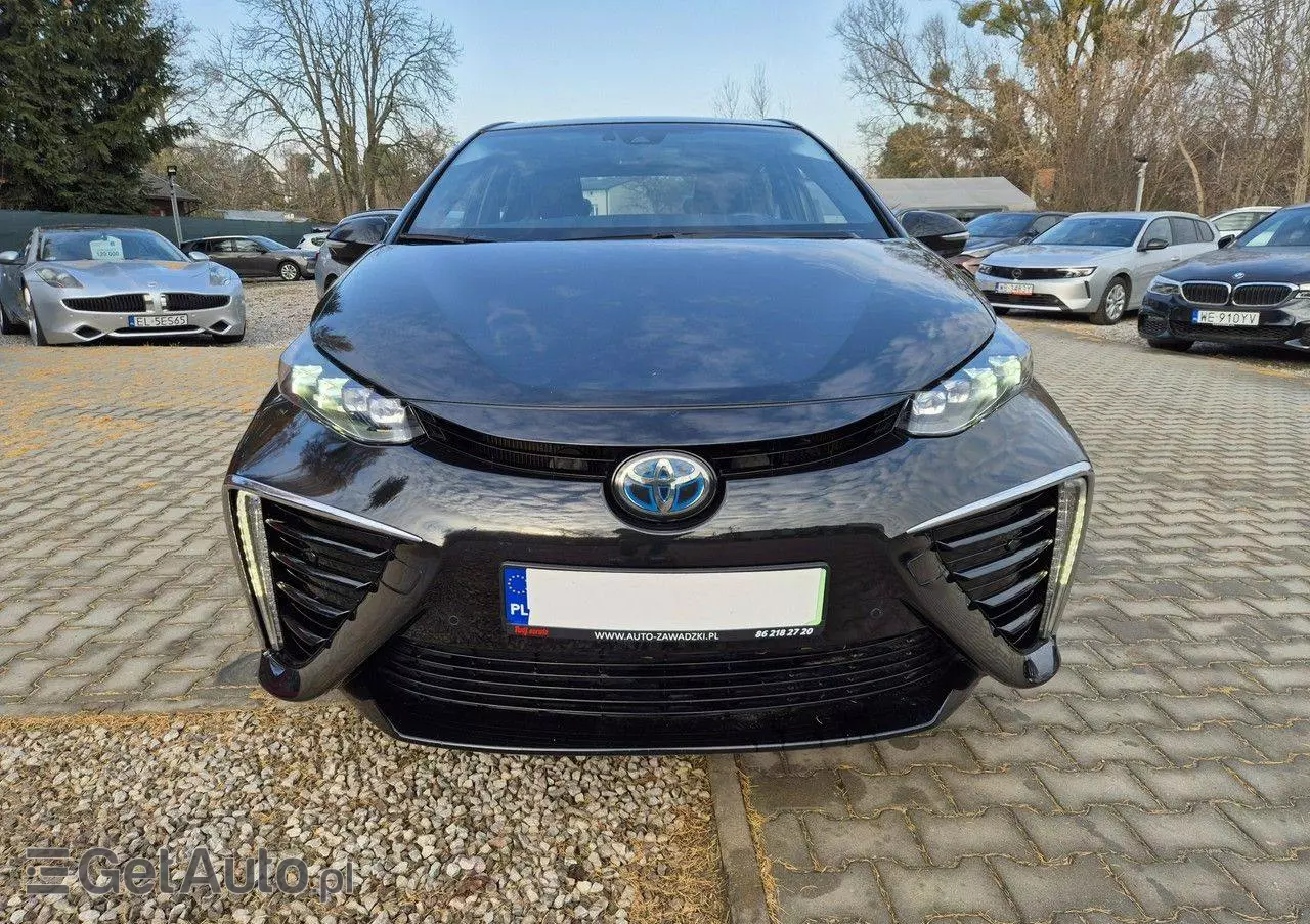 TOYOTA Mirai 