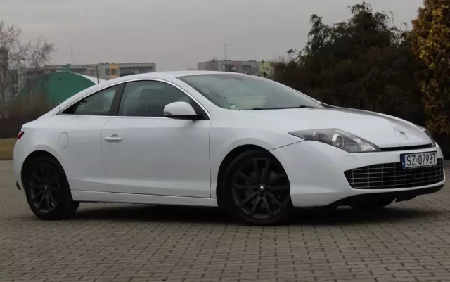 RENAULT Laguna DCi 180 FAP GT