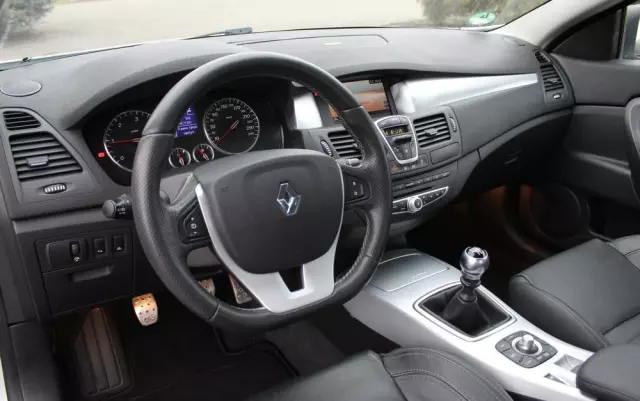 RENAULT Laguna DCi 180 FAP GT