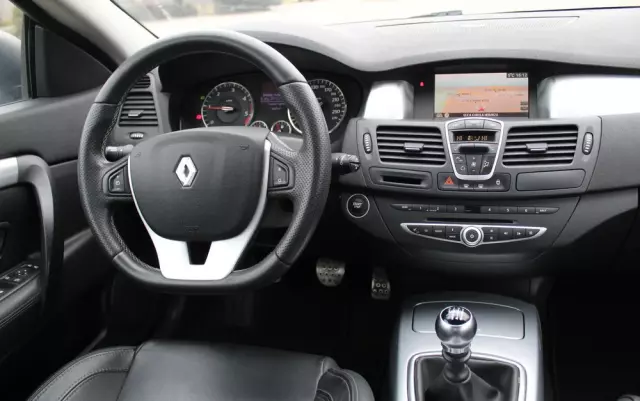 RENAULT Laguna DCi 180 FAP GT