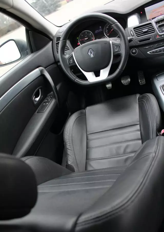 RENAULT Laguna DCi 180 FAP GT