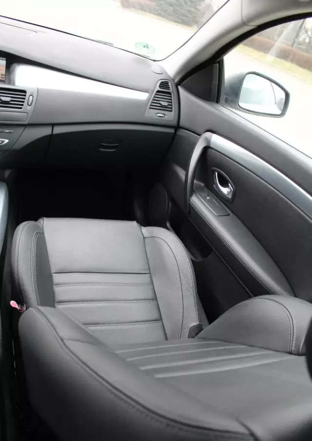 RENAULT Laguna DCi 180 FAP GT