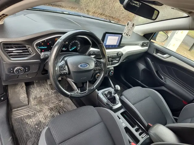 FORD Focus Active Business
