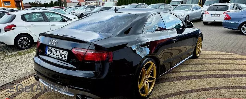 AUDI S5 