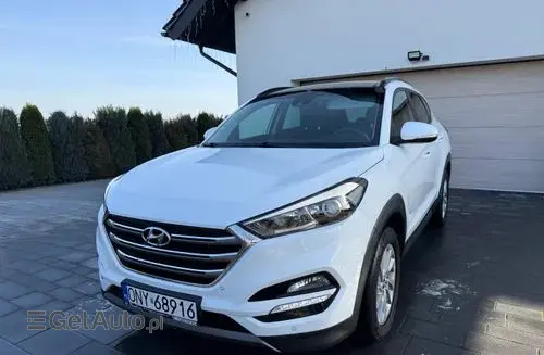 HYUNDAI Tucson 