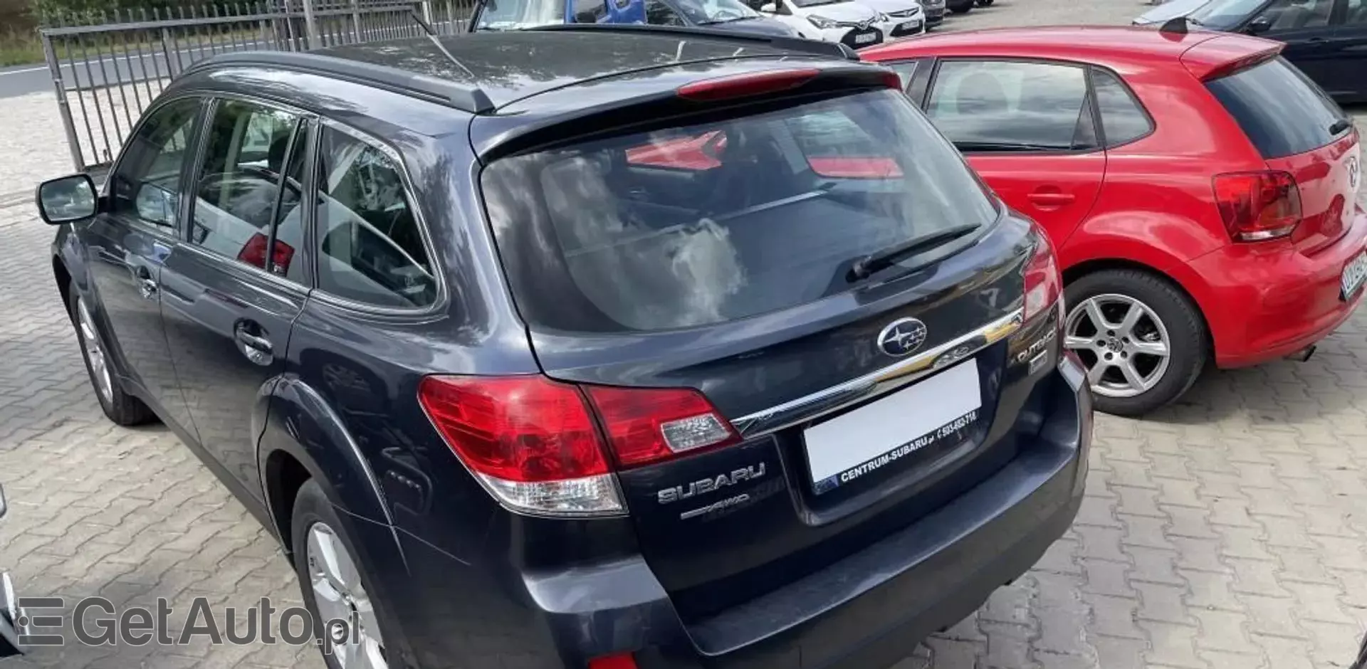 SUBARU Outback 