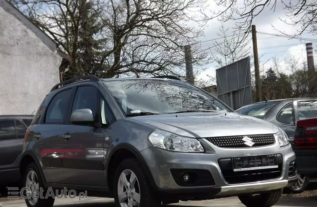 SUZUKI Sx4 
