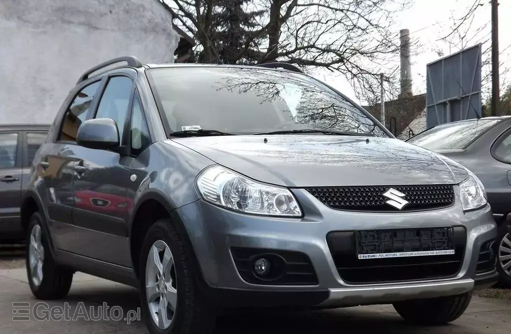 SUZUKI Sx4 