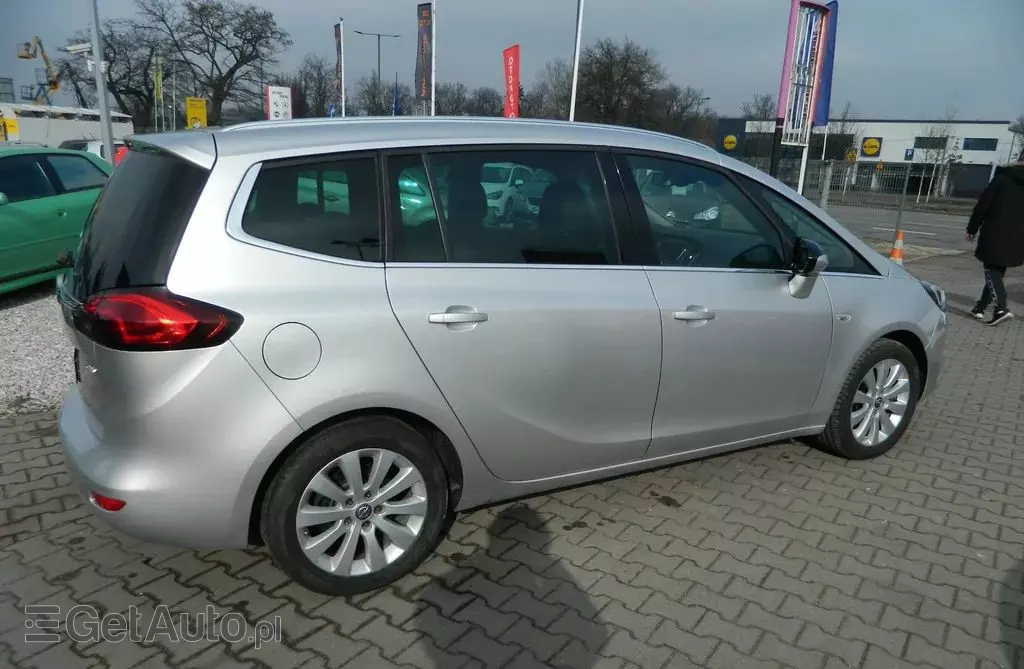 OPEL Zafira 
