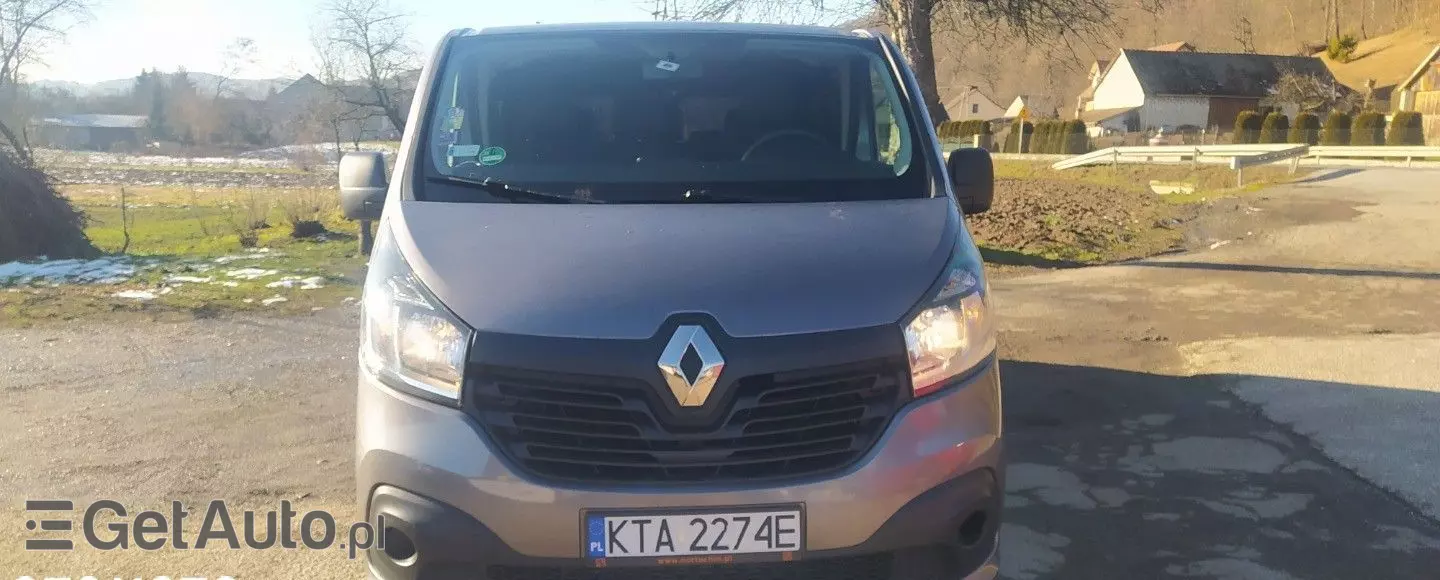 RENAULT Trafic 