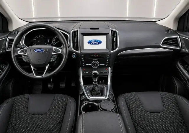 FORD Edge 