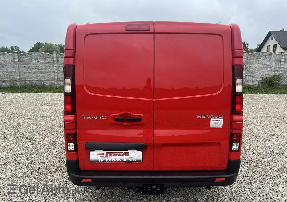 RENAULT Trafic 