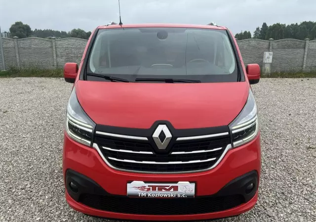 RENAULT Trafic 