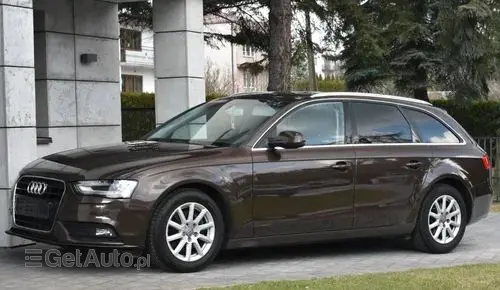 AUDI A4 