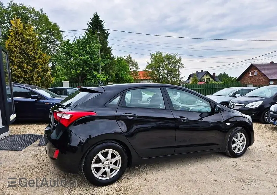 HYUNDAI I30 1.4 Advantage
