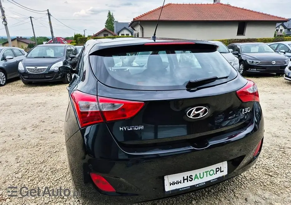 HYUNDAI I30 1.4 Advantage