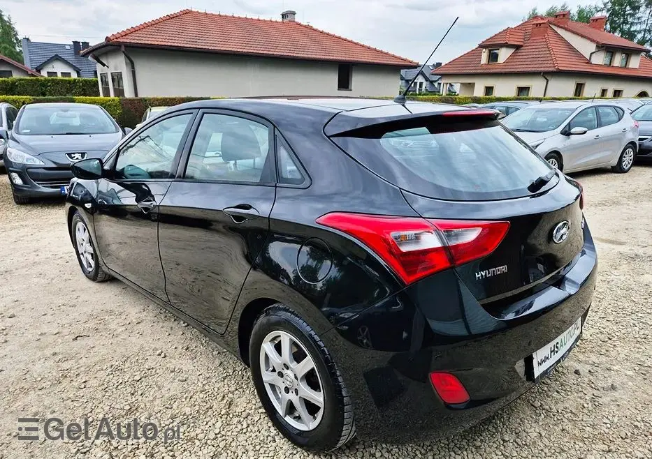 HYUNDAI I30 1.4 Advantage