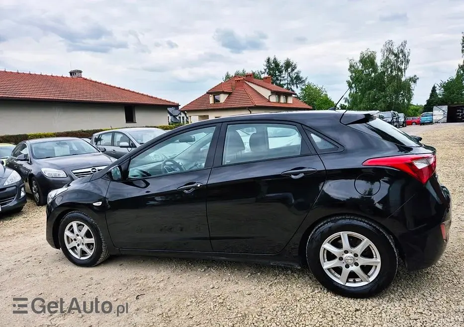 HYUNDAI I30 1.4 Advantage