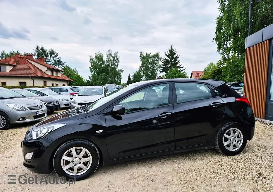 HYUNDAI I30 1.4 Advantage