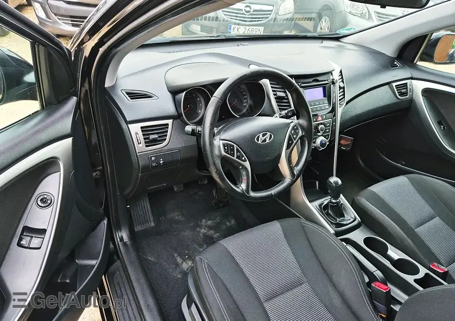 HYUNDAI I30 1.4 Advantage